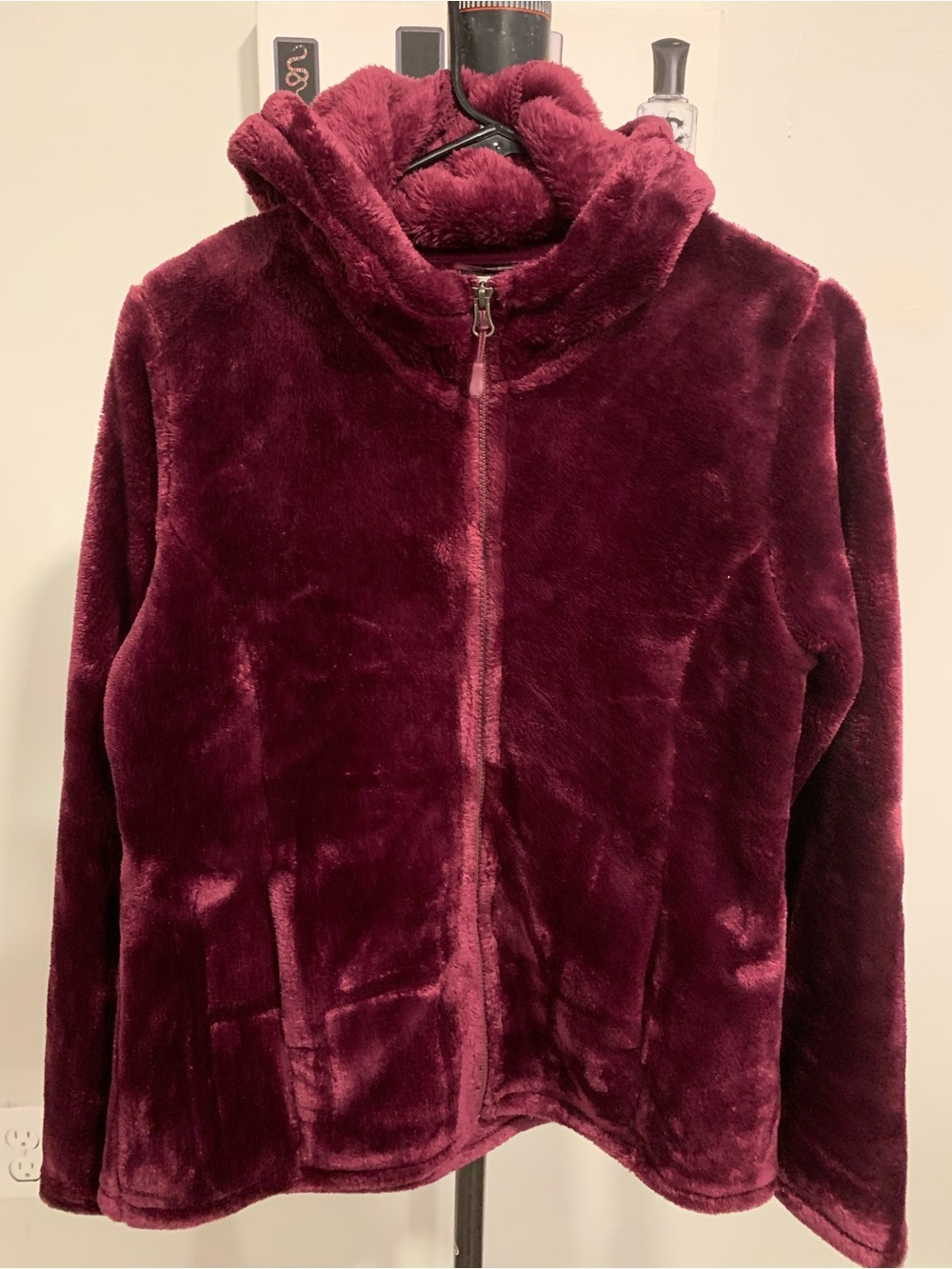 32 Degrees Plush Hooded Jacket in Burgundy Wine SJL018